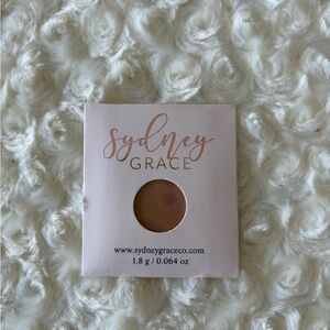 💰5/$25💰New Sydney Grace Latte Love Eyeshadow Single